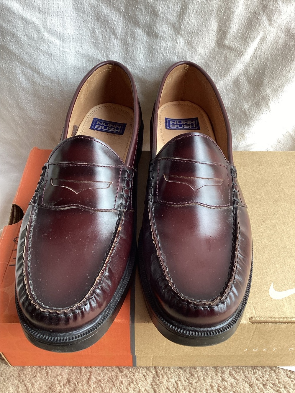 Nunn Bush Men’s Burgundy/Bordeaux Penny Loafers
